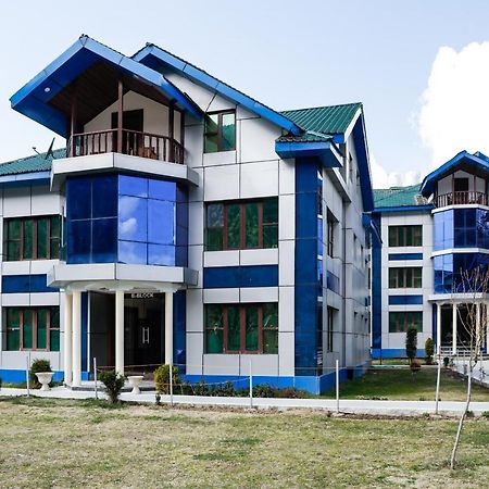 Pahalgam Retreat Hotel Екстериор снимка