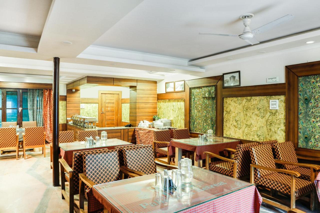Pahalgam Retreat Hotel Екстериор снимка