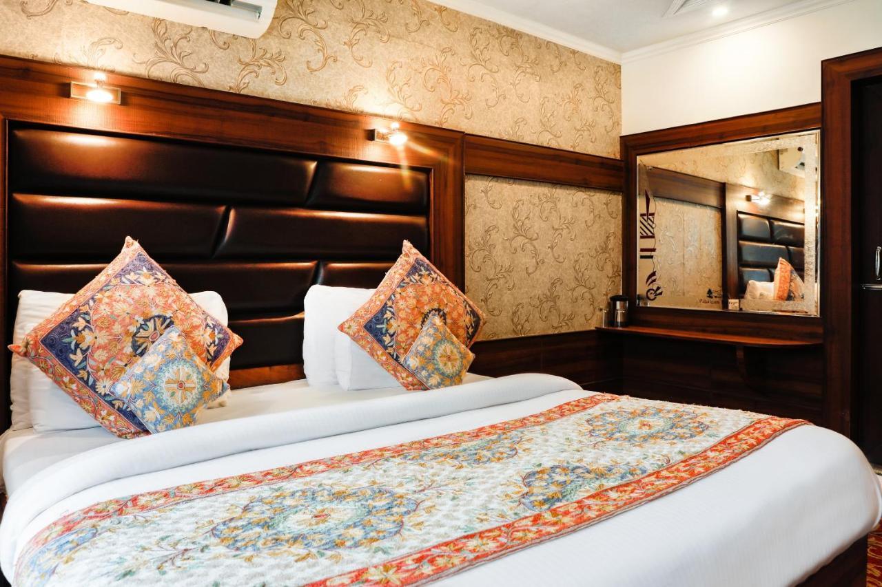 Pahalgam Retreat Hotel Екстериор снимка