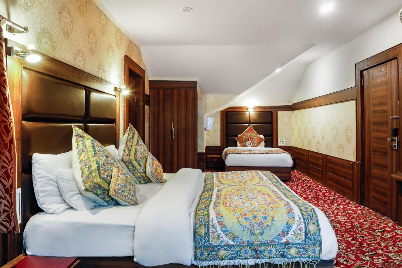 Pahalgam Retreat Hotel Екстериор снимка